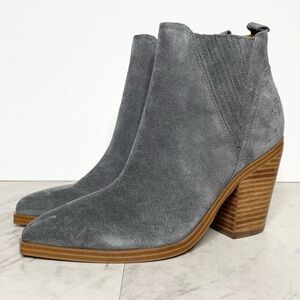 New! Marc Fisher Gadri Gray Suede Bootie 7 1/2